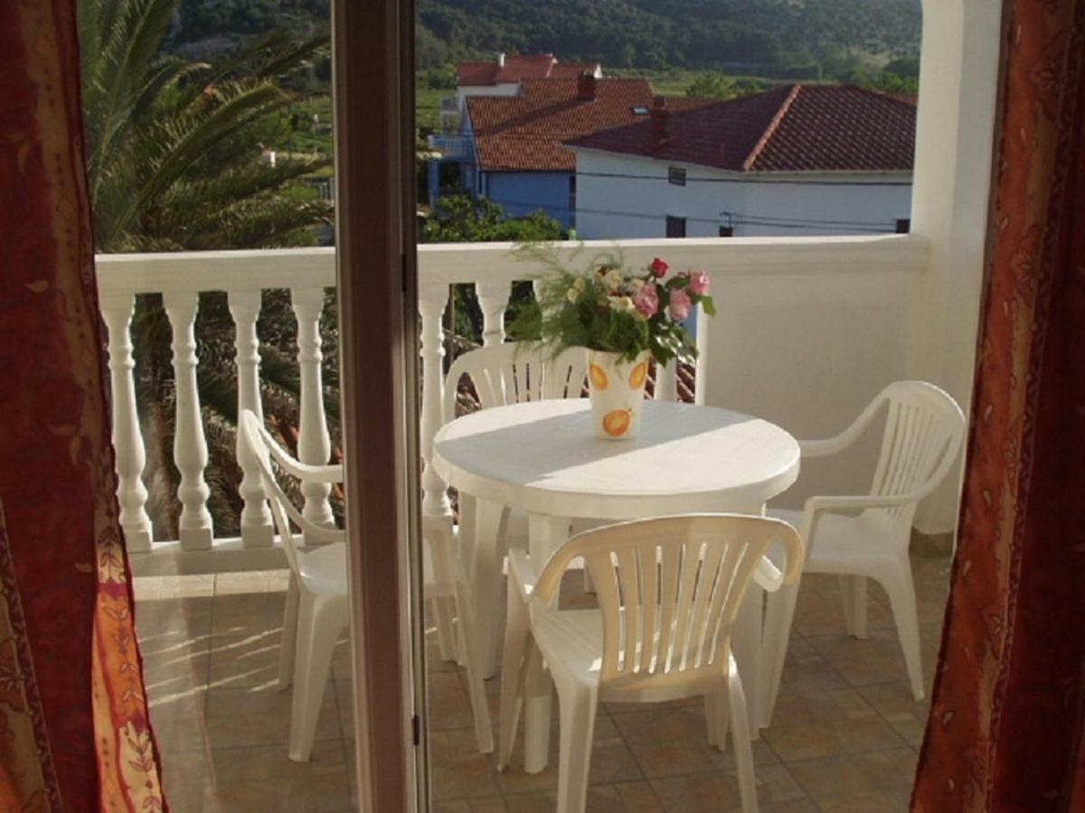 Apartmani Paulina Lopar Exteriör bild
